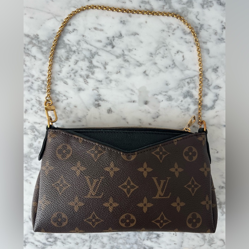 Louis Vuitton Monogram Pallas Clutch in Black - Picture 2 of 14